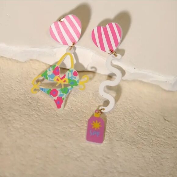 14k BEACH BATHING suntain lotion bikini mismatched earrings - Picture 4 of 6